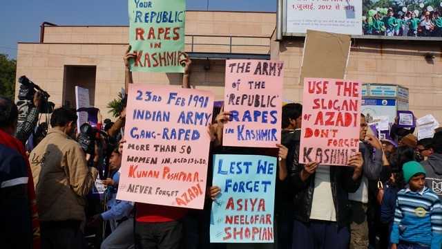 5323 Indian Soldiers raped 30 women in Kashmiri village Kunan 03